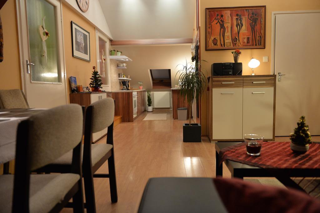 Sopron Eszter Apartman Esterno foto