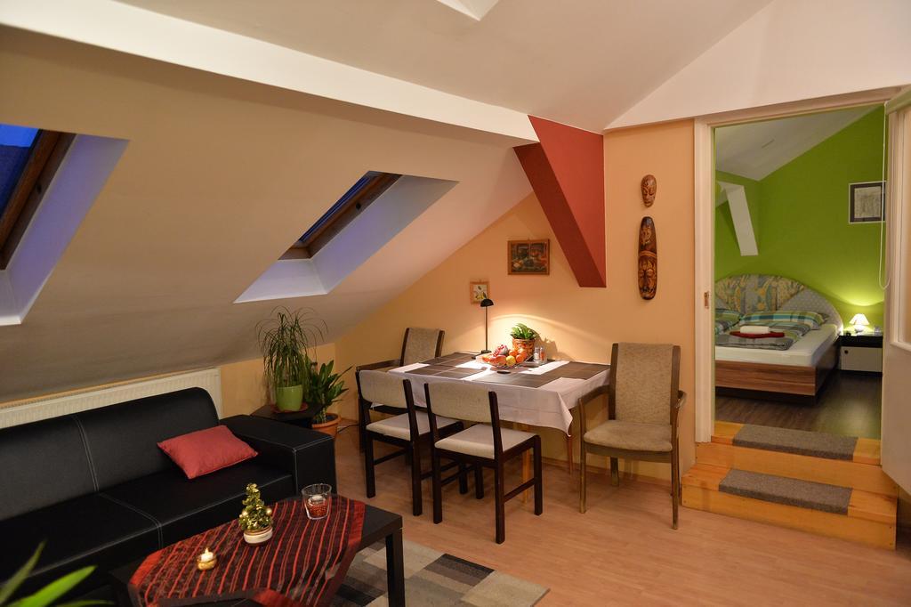 Sopron Eszter Apartman Camera foto