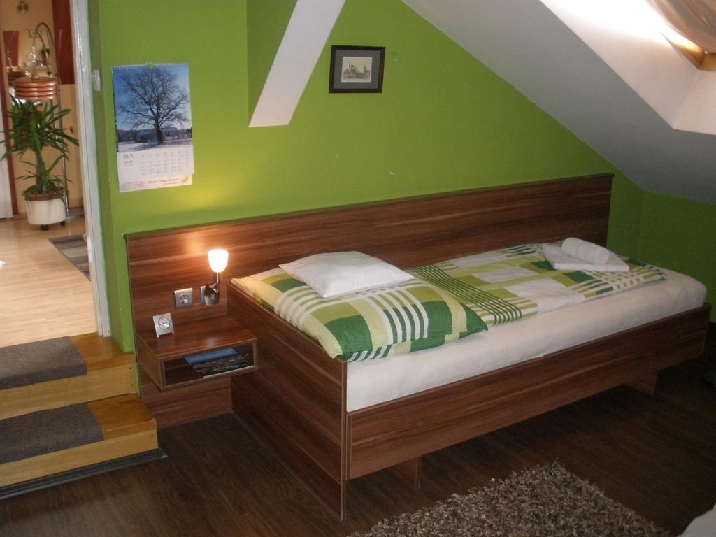 Sopron Eszter Apartman Esterno foto